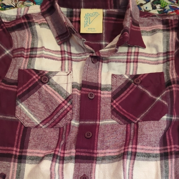 Stylish Kids' Burgundy Plaid Button-Down Shirt - Picture 3 of 5
